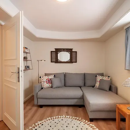 Haus Josias B - Links 度假居 *