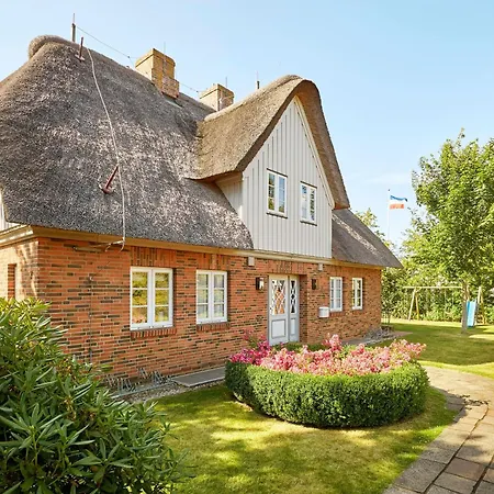 Haus Josias B - Links 度假居 *