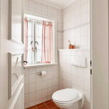 Haus Josias B - Links 度假居 尼布卢姆